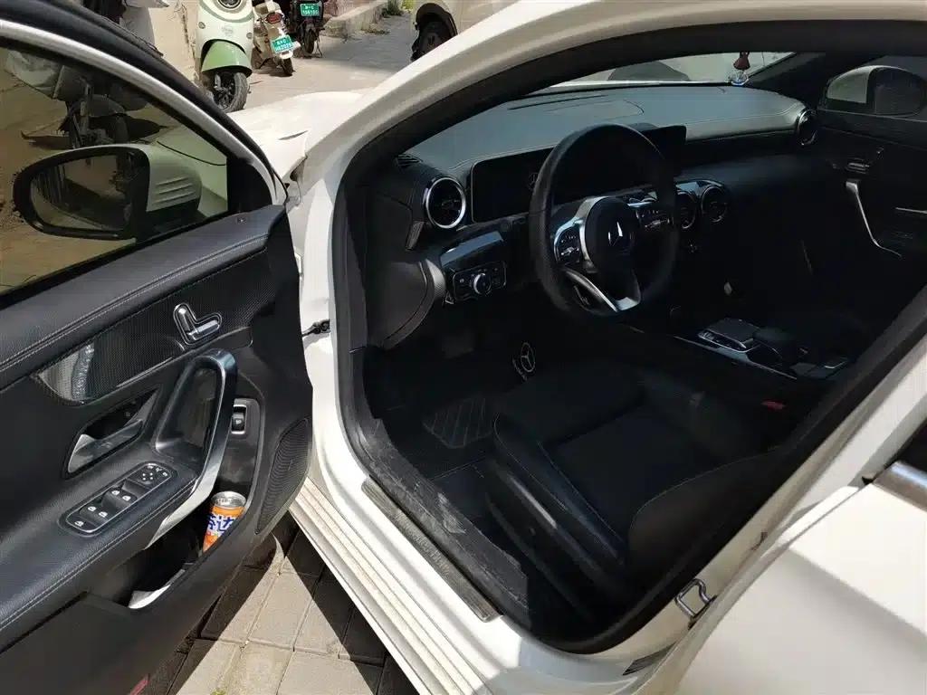2019 Mercedes-Benz A-Class A 200 L Sport Sedan — миниатюра 14