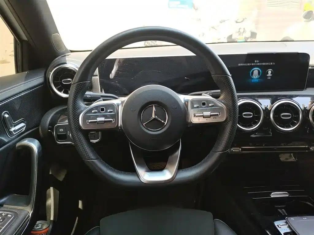 2019 Mercedes-Benz A-Class A 200 L Sport Sedan — миниатюра 3