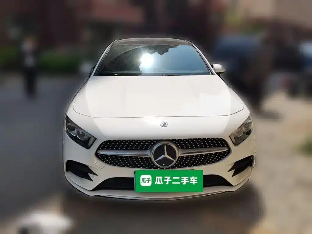 2019 Mercedes-Benz A-Class A 200 L Sport Sedan — миниатюра 24