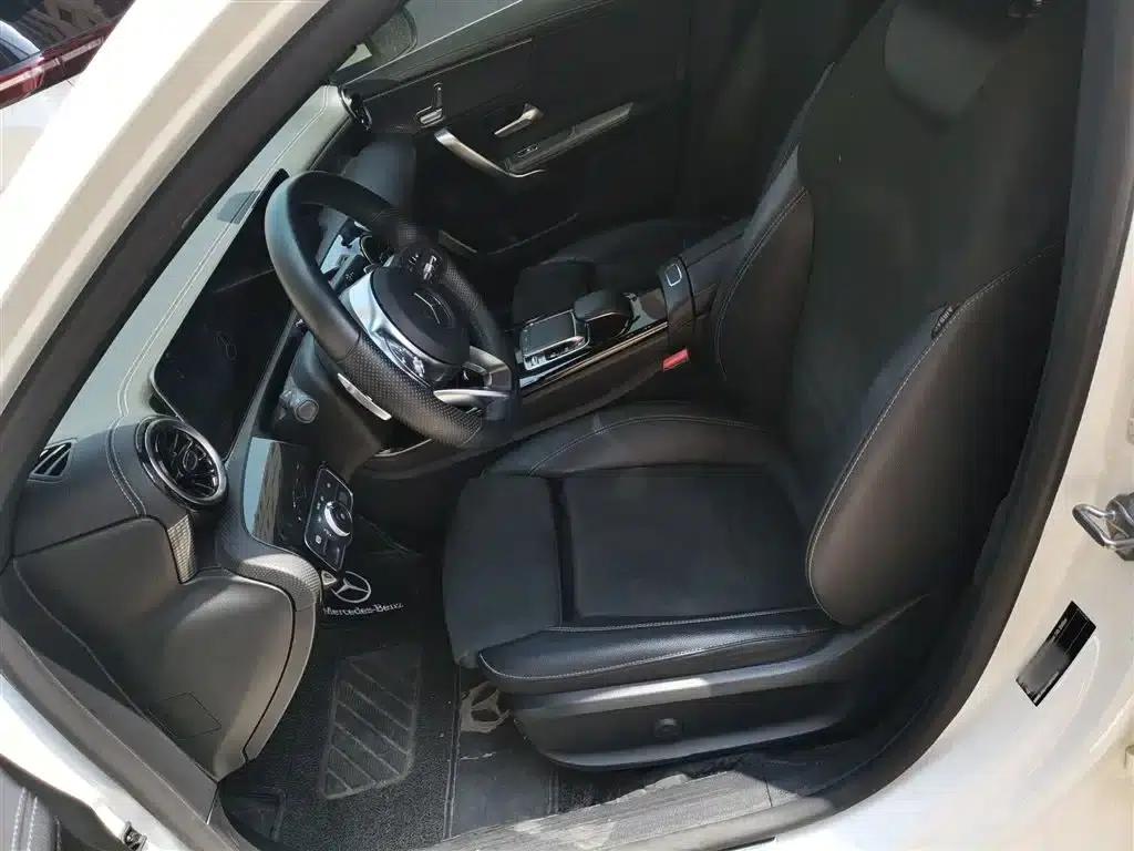 2019 Mercedes-Benz A-Class A 200 L Sport Sedan — миниатюра 8