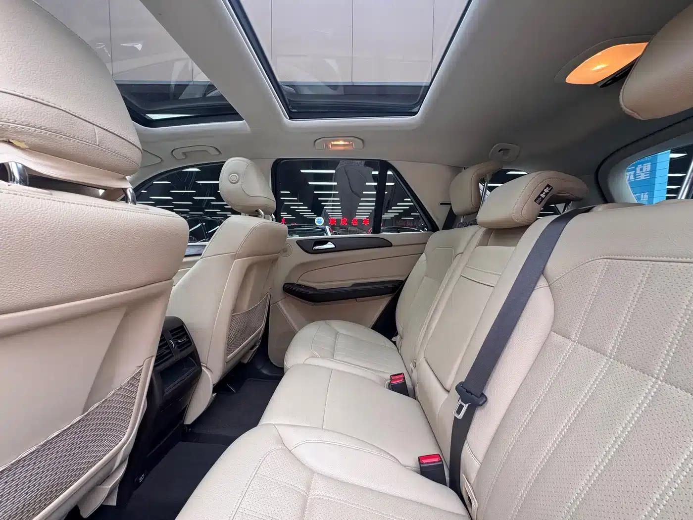 2015 Mercedes-Benz GLE 400 4MATIC — миниатюра 14