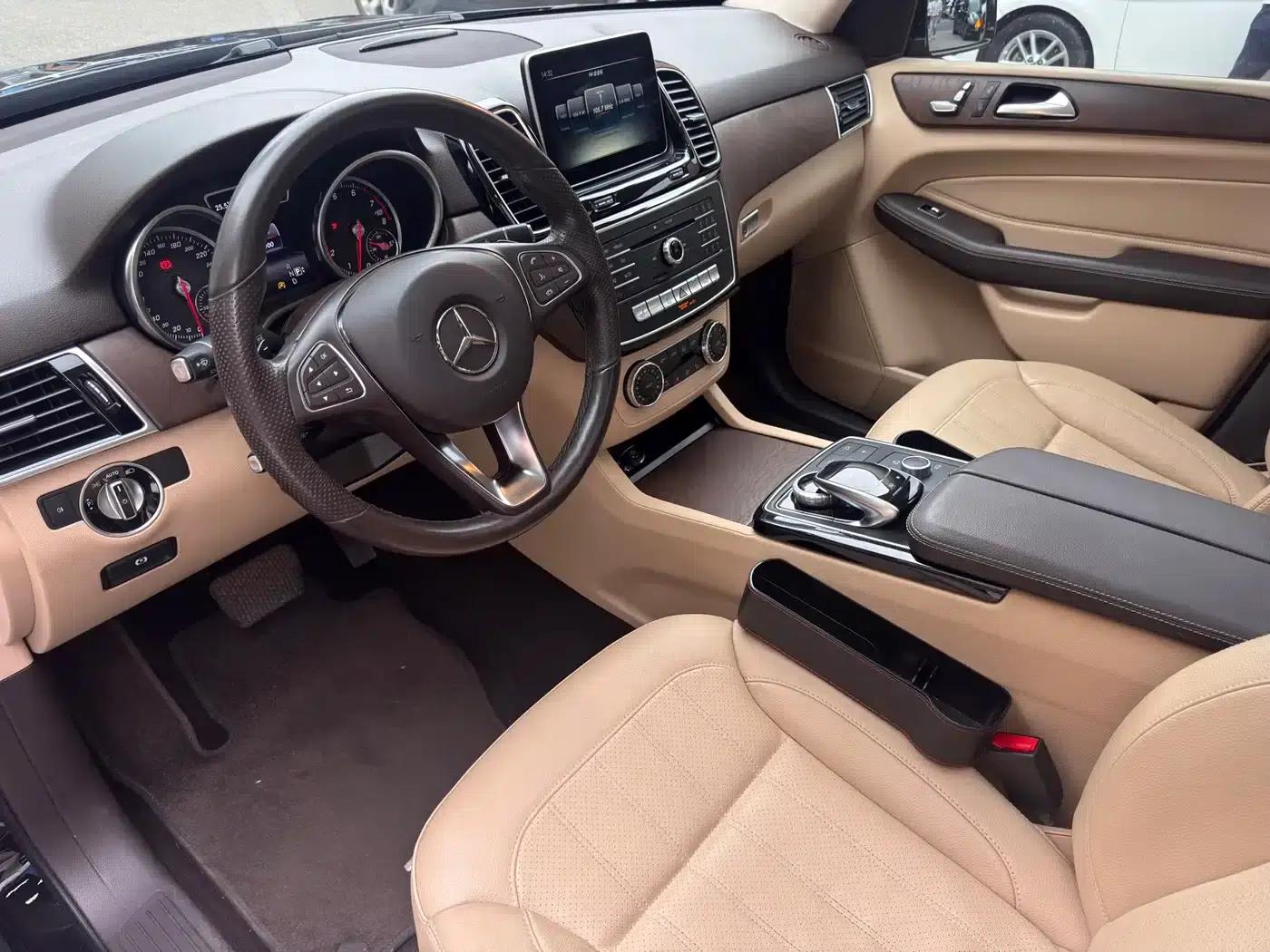 2015 Mercedes-Benz GLE 400 4MATIC — миниатюра 17