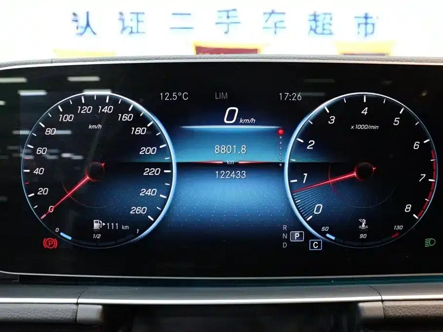 Mercedes-Benz GLE 2020 Facelift GLE 350 4MATIC Fashion Model — миниатюра 18