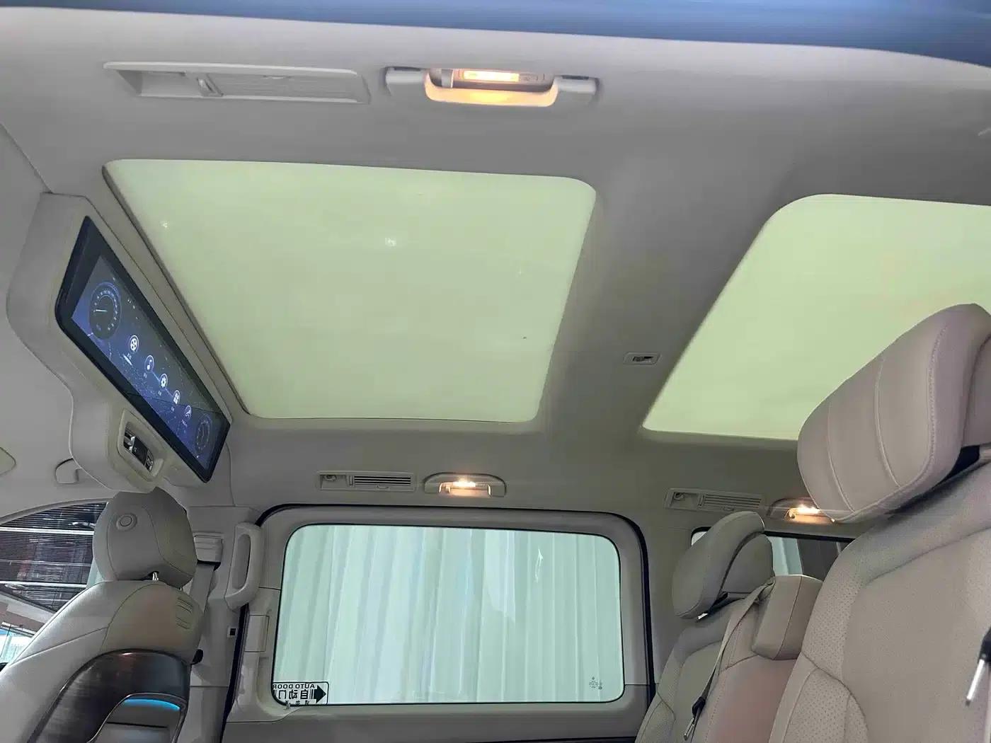 Mercedes-Benz V-Class 2021 V 260 L Long Wheelbase Luxury Edition — миниатюра 12