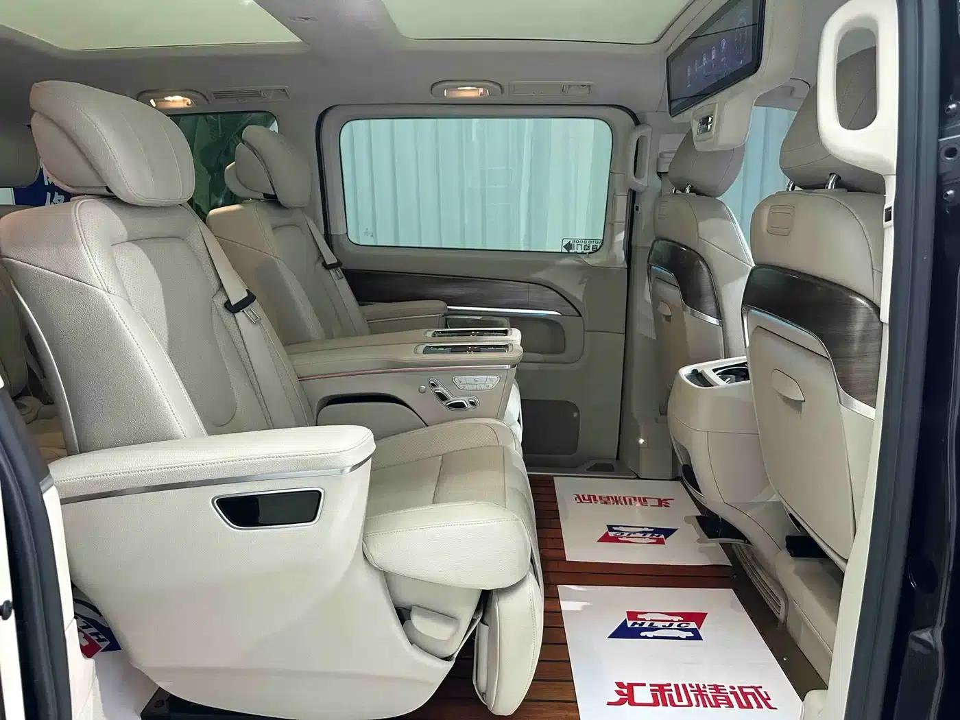 Mercedes-Benz V-Class 2021 V 260 L Long Wheelbase Luxury Edition — миниатюра 18