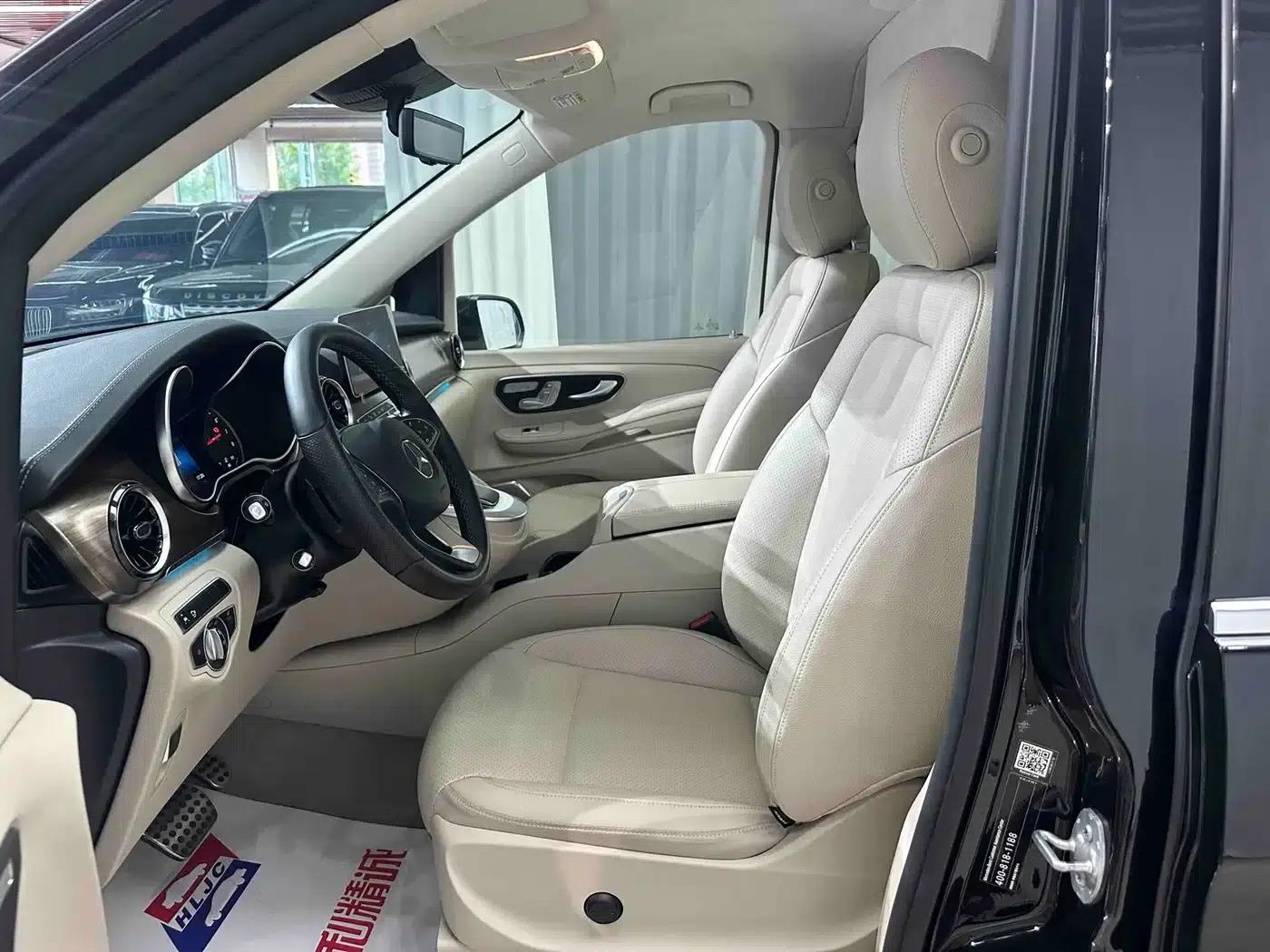 Mercedes-Benz V-Class 2021 V 260 L Long Wheelbase Luxury Edition — миниатюра 5