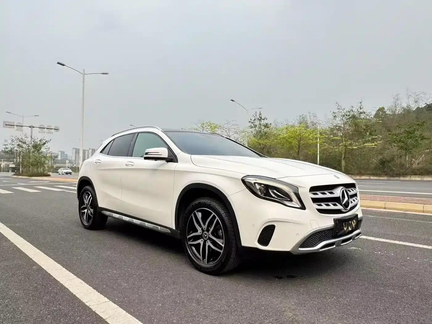 2017 Mercedes-Benz GLA 200 Fashion Edition — миниатюра 3