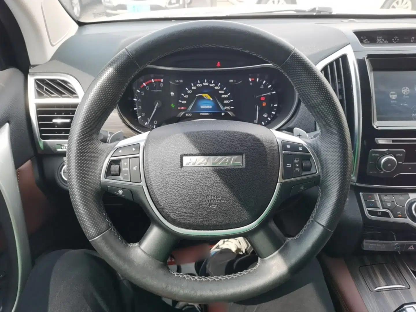 Haval H9 2017 2.0T Gasoline 4x4 Premium 5-Seater — миниатюра 14