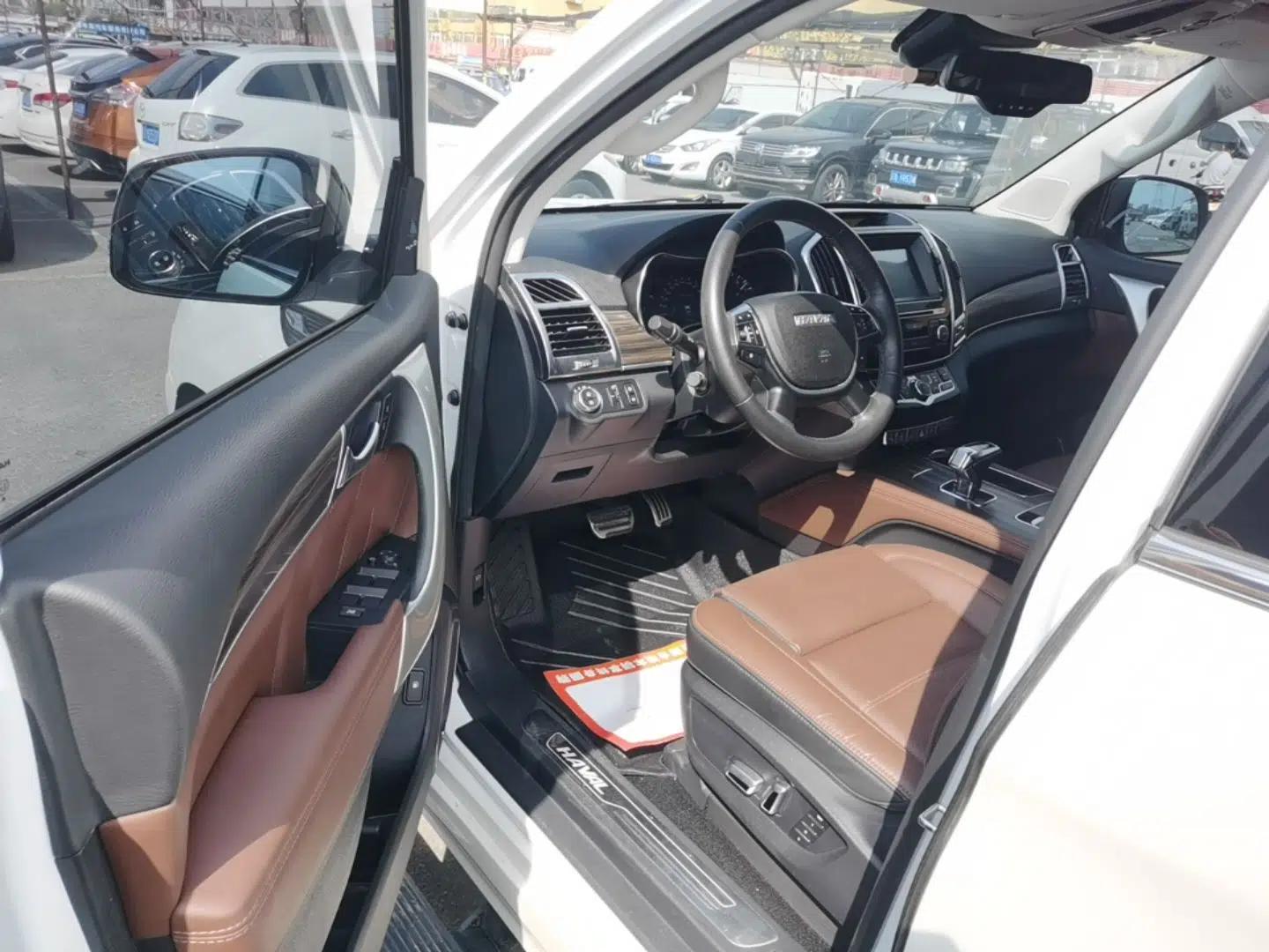 Haval H9 2017 2.0T Gasoline 4x4 Premium 5-Seater — миниатюра 19
