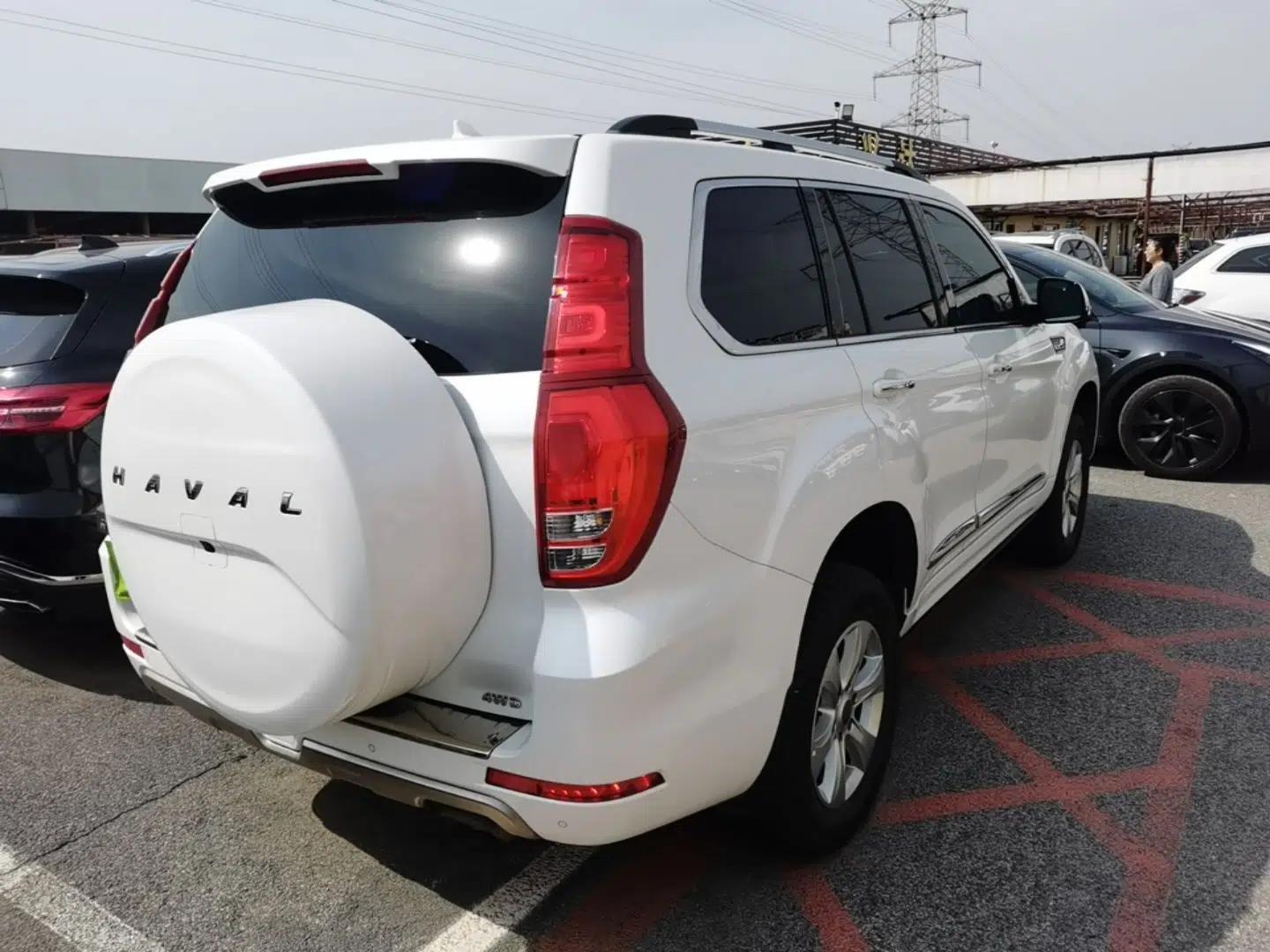 Haval H9 2017 2.0T Gasoline 4x4 Premium 5-Seater — миниатюра 6