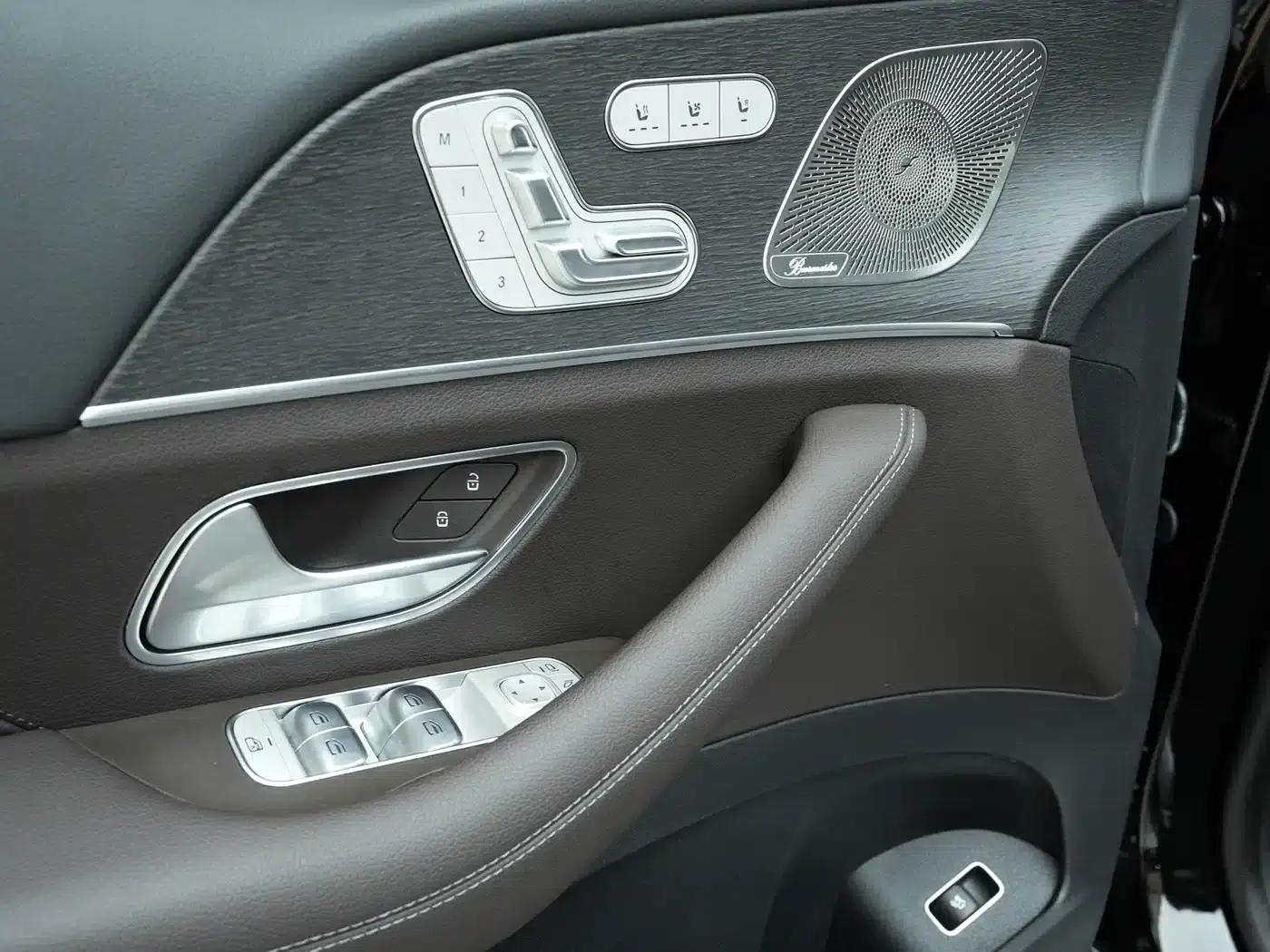 2023 Mercedes-Benz GLS 450 US Spec — миниатюра 19