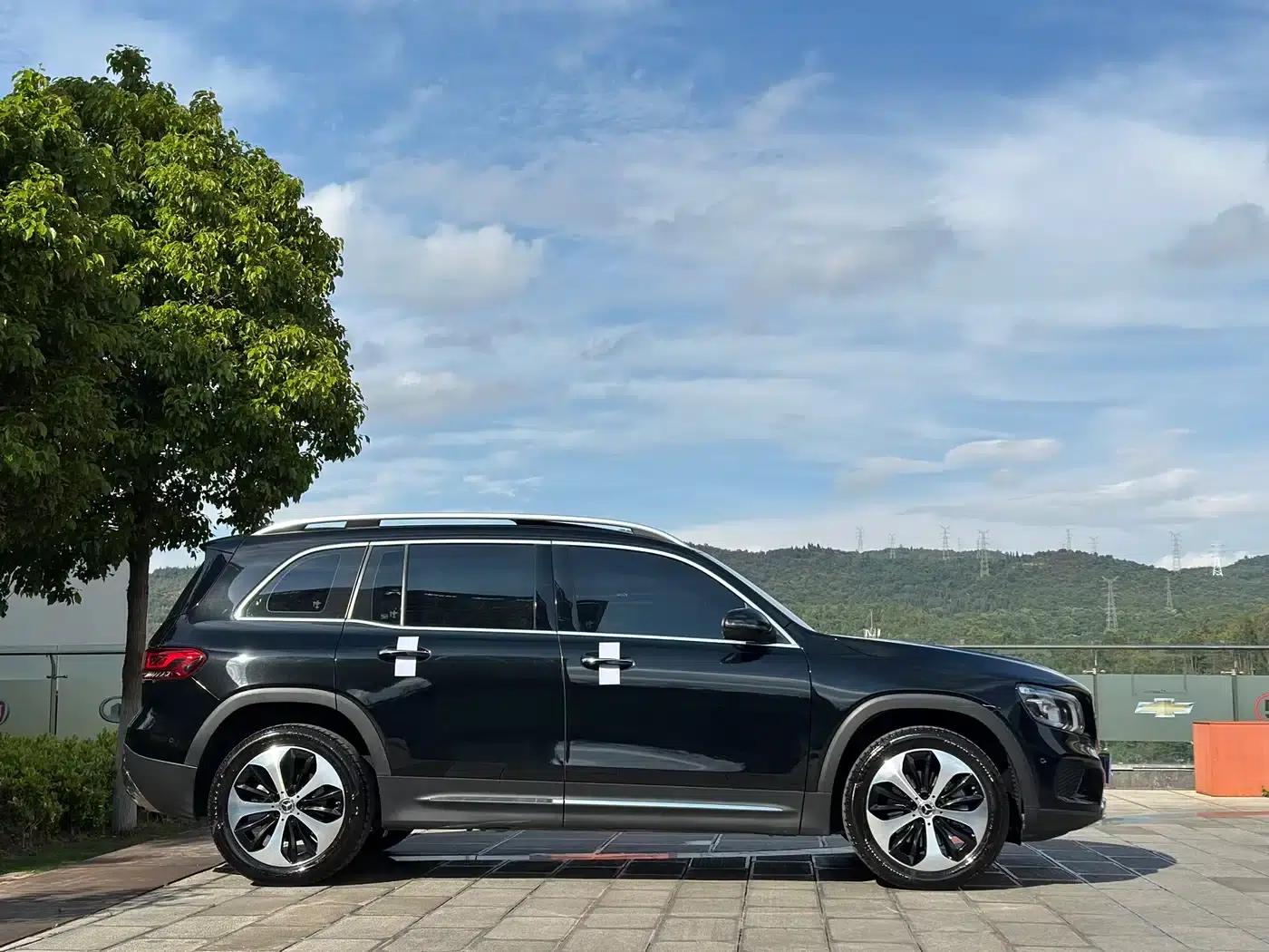 2023 Mercedes-Benz GLB 220 Fashion Edition — миниатюра 3