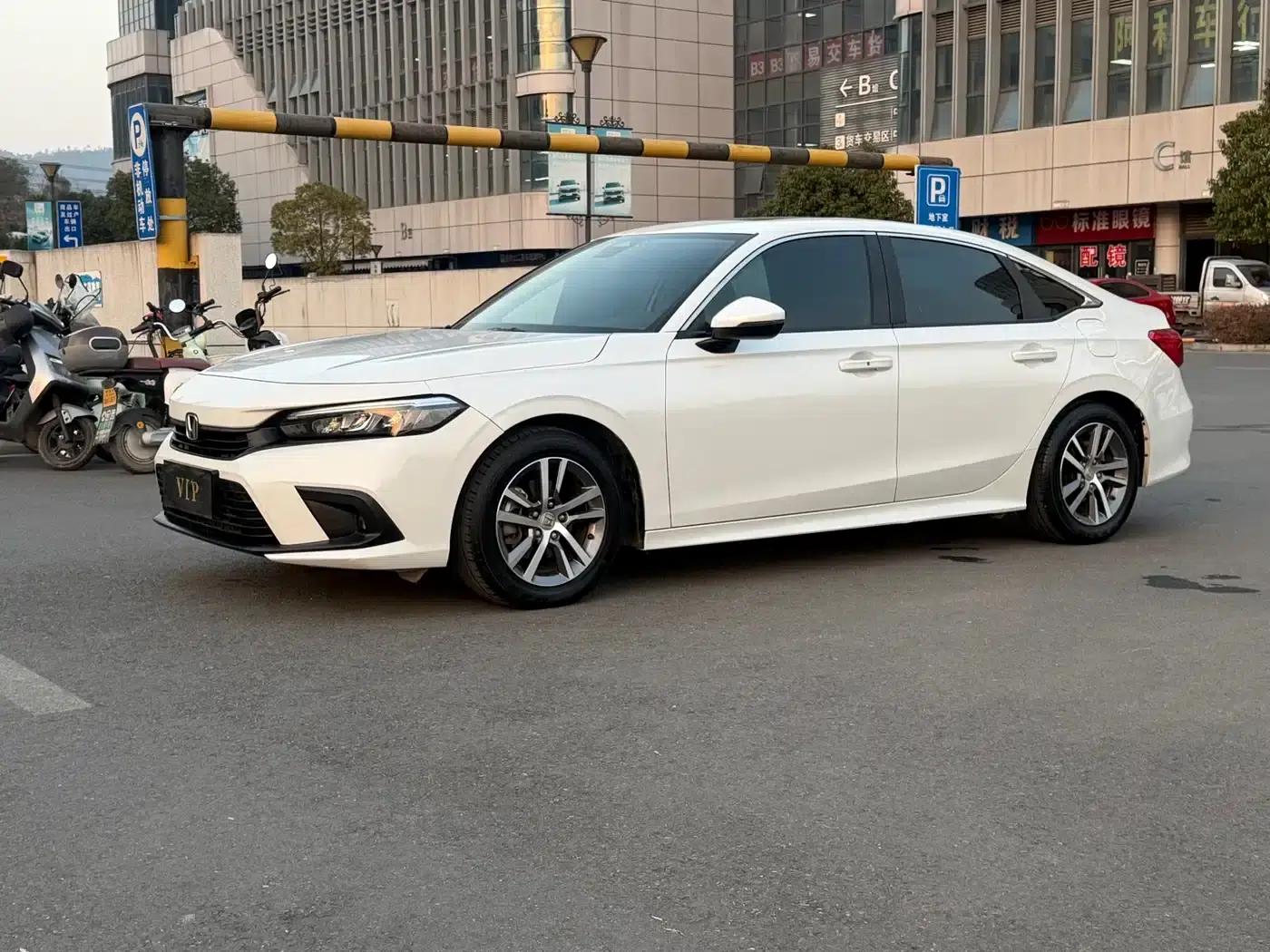2023 Civic 240TURBO CVT Sport Edition — миниатюра 1