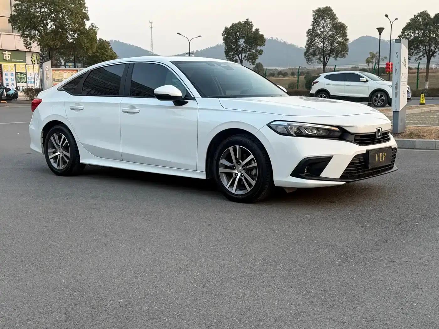 2023 Civic 240TURBO CVT Sport Edition — миниатюра 3