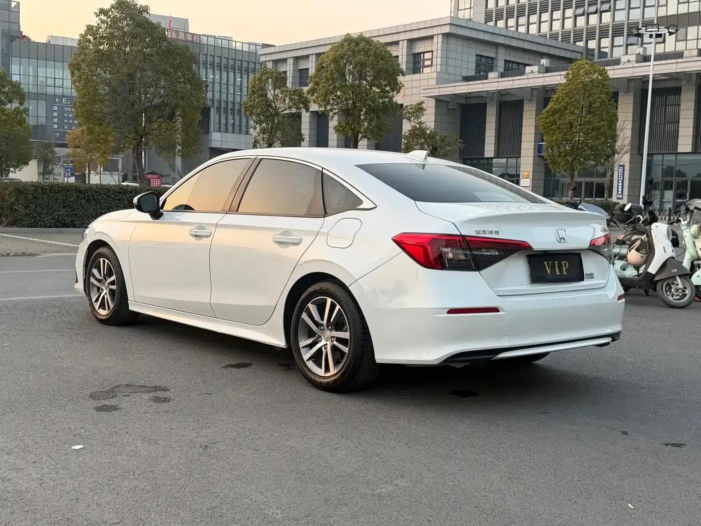 2023 Civic 240TURBO CVT Sport Edition — миниатюра 9