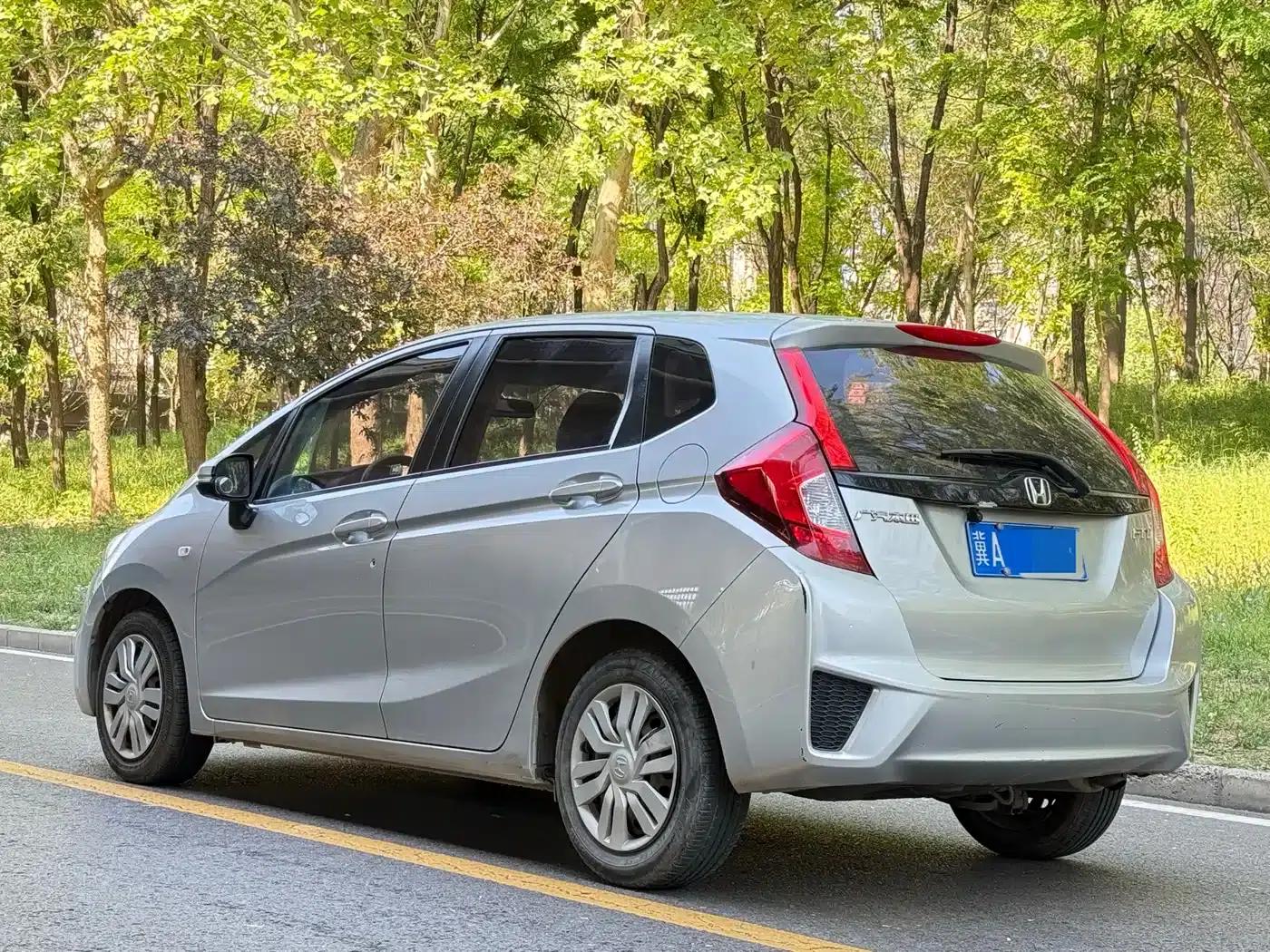 Honda Fit 2016 1.5L LX CVT Comfort — миниатюра 3