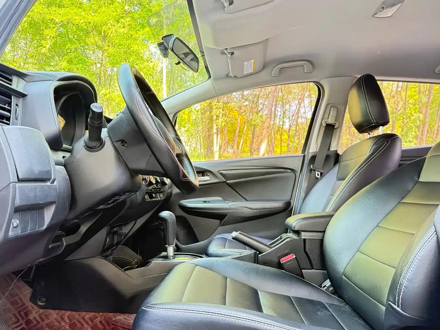 Honda Fit 2016 1.5L LX CVT Comfort — миниатюра 6