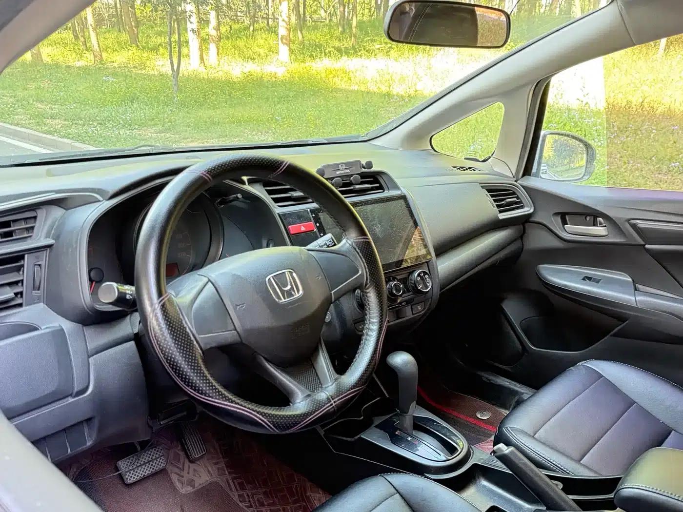 Honda Fit 2016 1.5L LX CVT Comfort — миниатюра 7