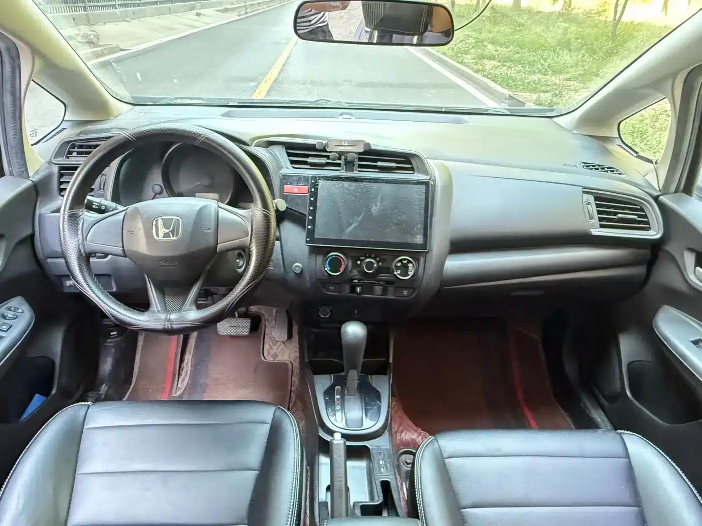 Honda Fit 2016 1.5L LX CVT Comfort — миниатюра 9