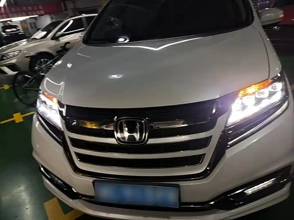 Elysion 2019 2.0L Hybrid Luxury Edition — миниатюра 3