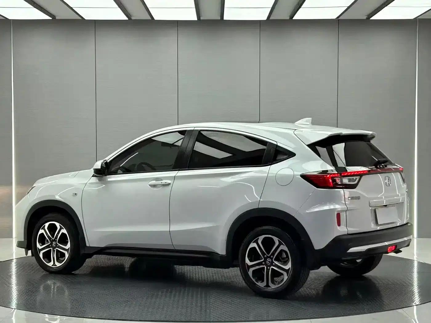 Honda XR-V 2022 1.5L CVT Obsidian Edition — миниатюра 3