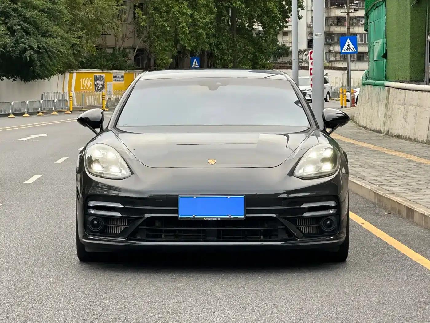 Panamera 2021 Panamera GTS 4.0T — миниатюра 2
