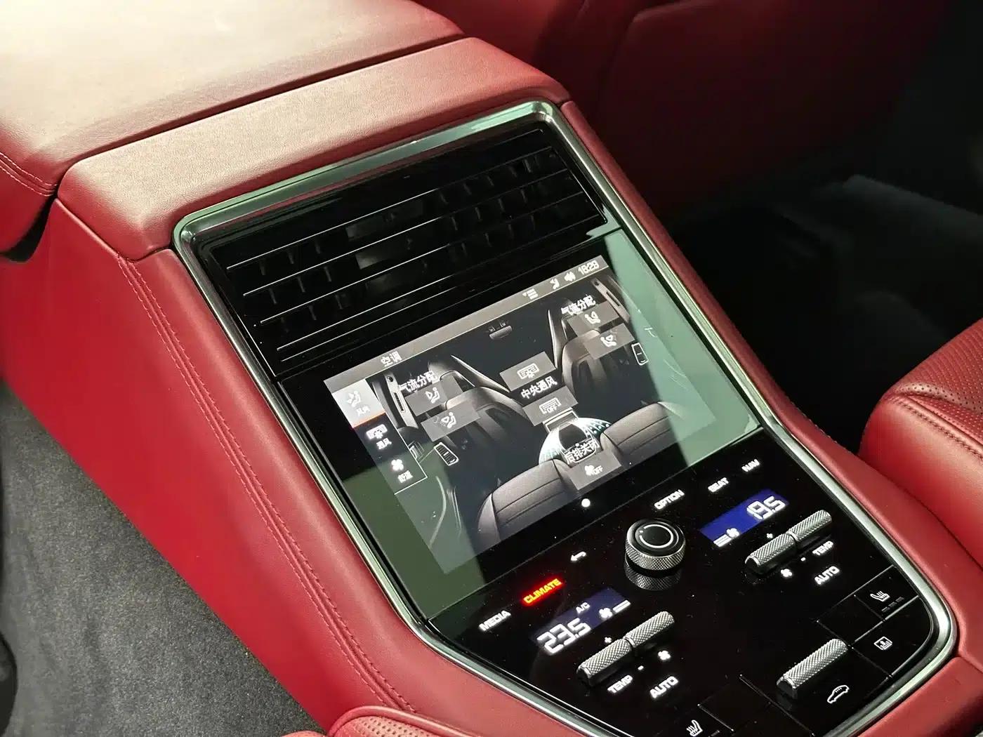 Panamera 2021 Panamera GTS 4.0T — миниатюра 14