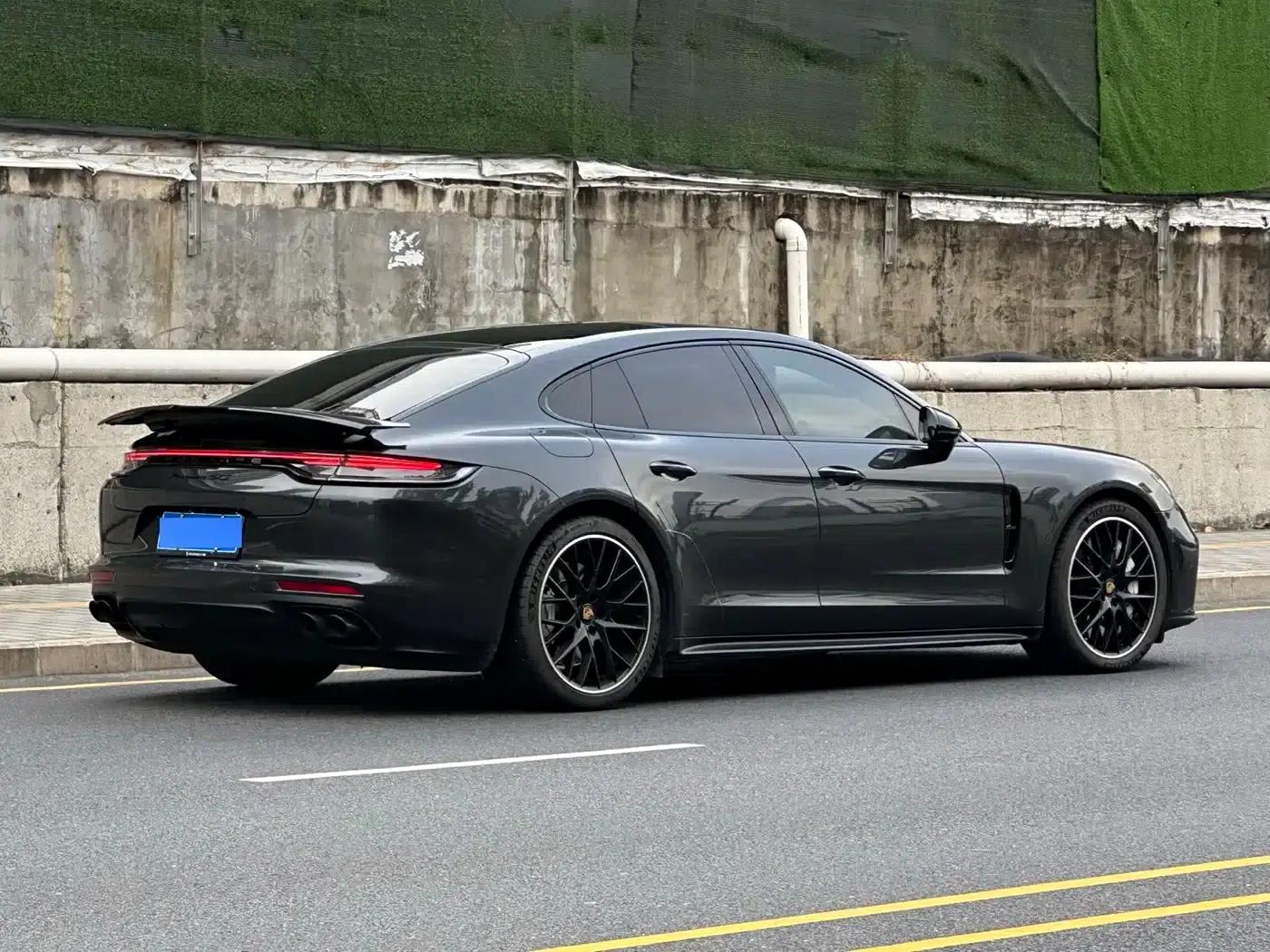 Panamera 2021 Panamera GTS 4.0T — миниатюра 19
