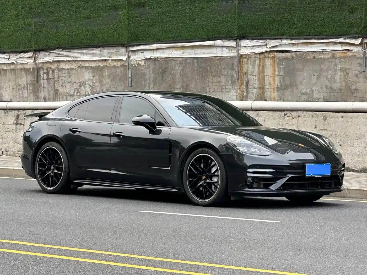 Panamera 2021 Panamera GTS 4.0T — миниатюра 3