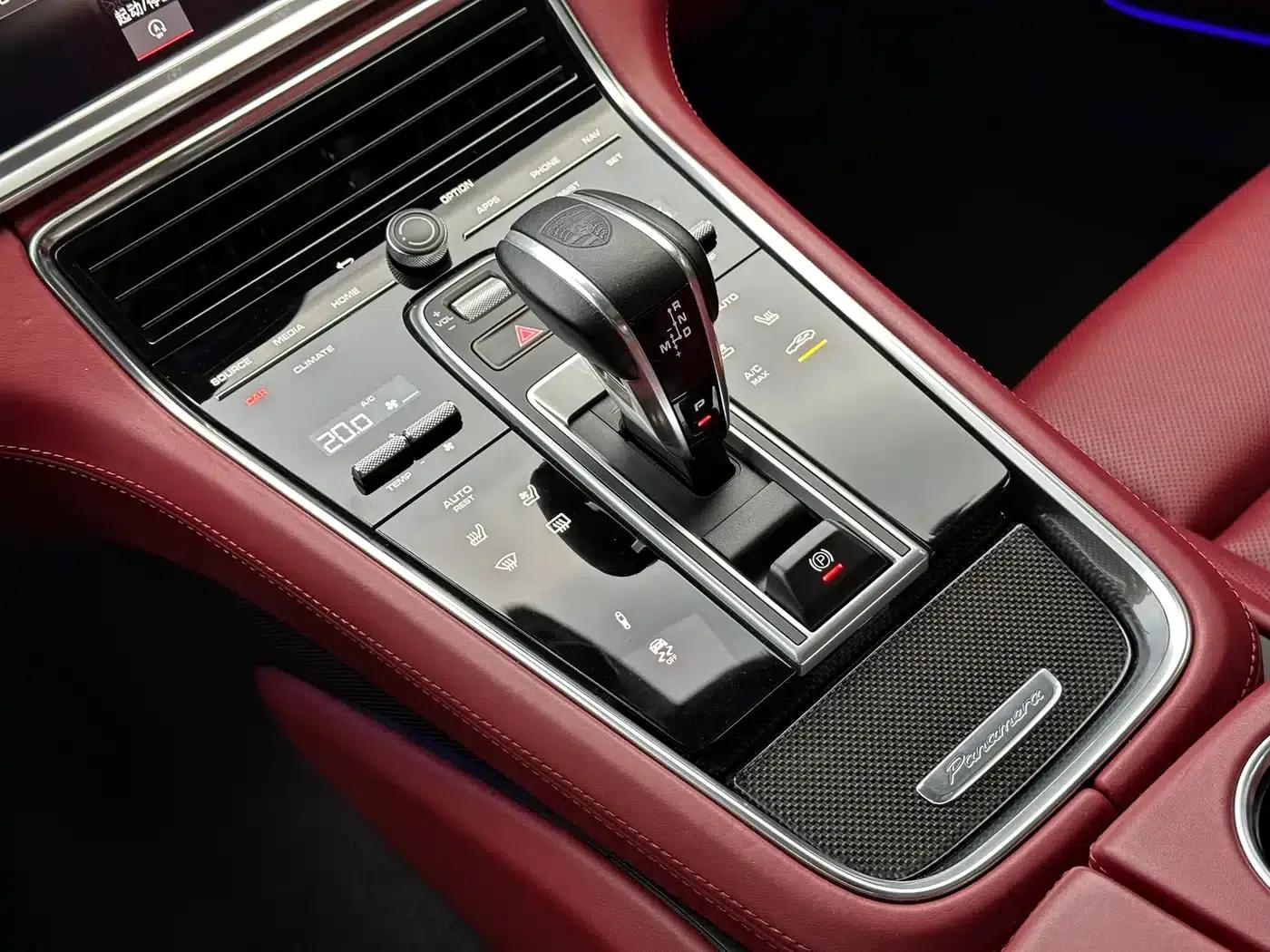 Panamera 2021 Panamera GTS 4.0T — миниатюра 10