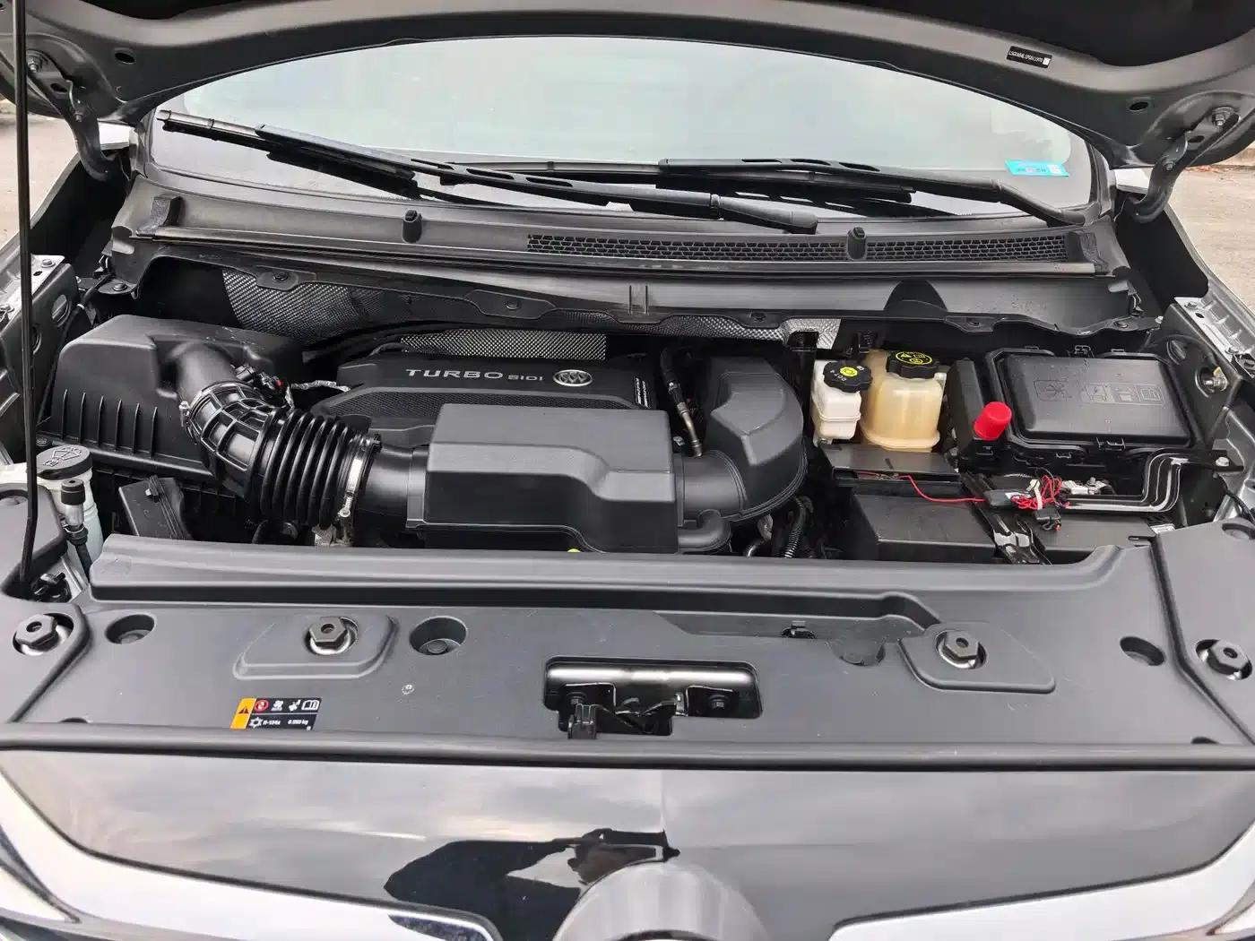 Buick GL8 2023 Land Business Class Smart Edition — миниатюра 13