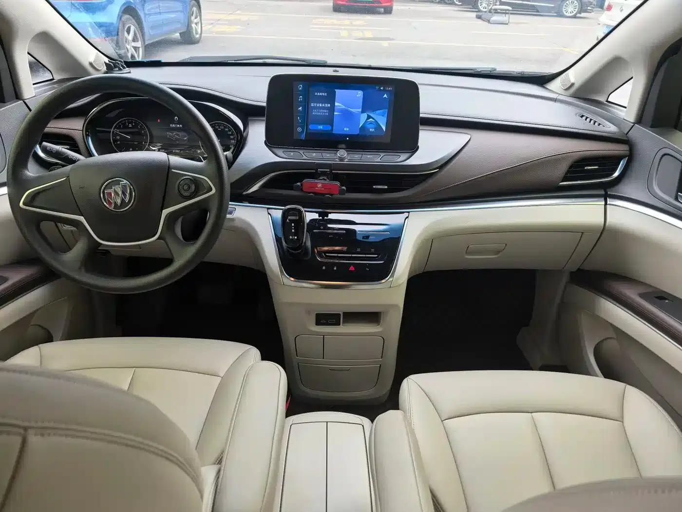 Buick GL8 2023 Land Business Class Smart Edition — миниатюра 10