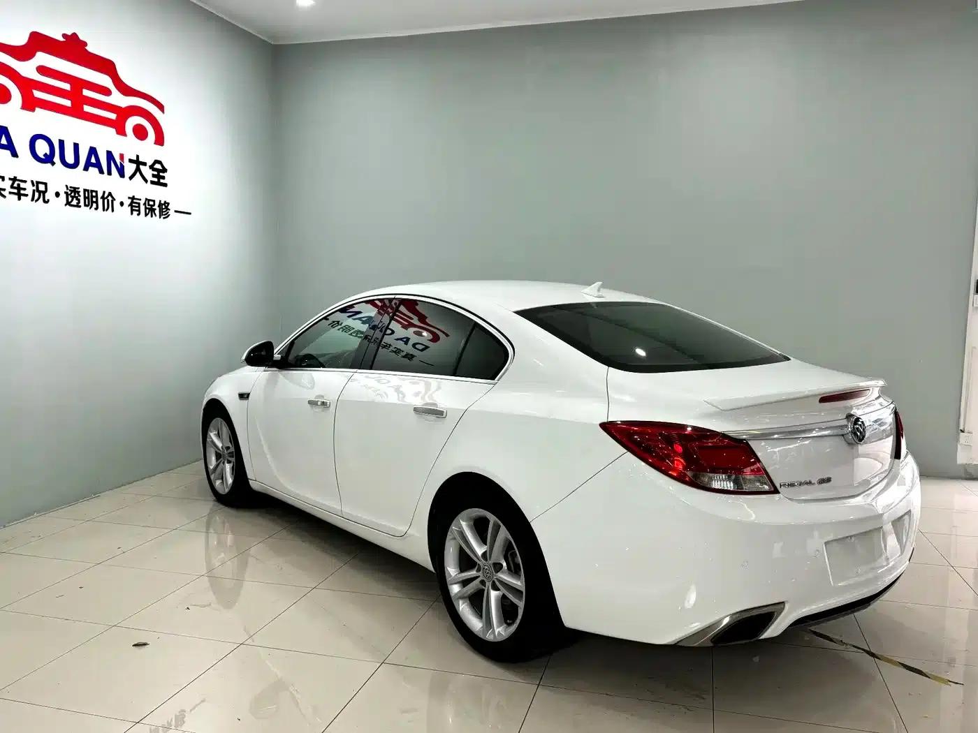 Buick Regal 2011 GS 2.0T Super Sport Edition — миниатюра 16