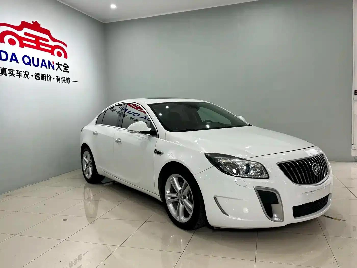 Buick Regal 2011 GS 2.0T Super Sport Edition — миниатюра 3