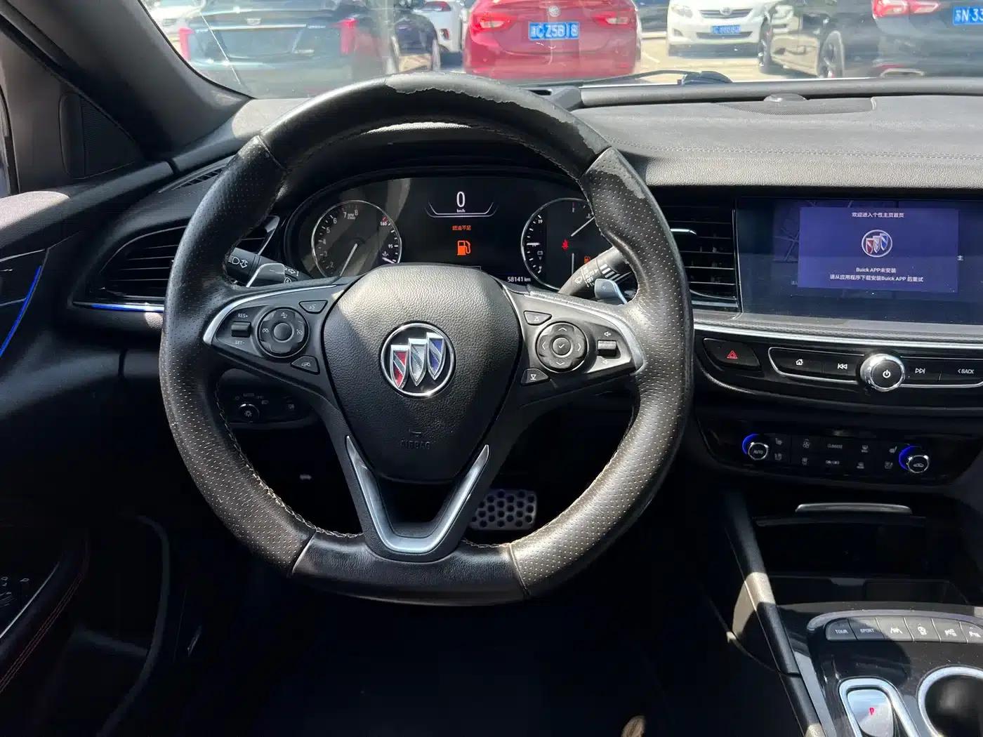 Buick Regal 2020 GS 28T Premium — миниатюра 14