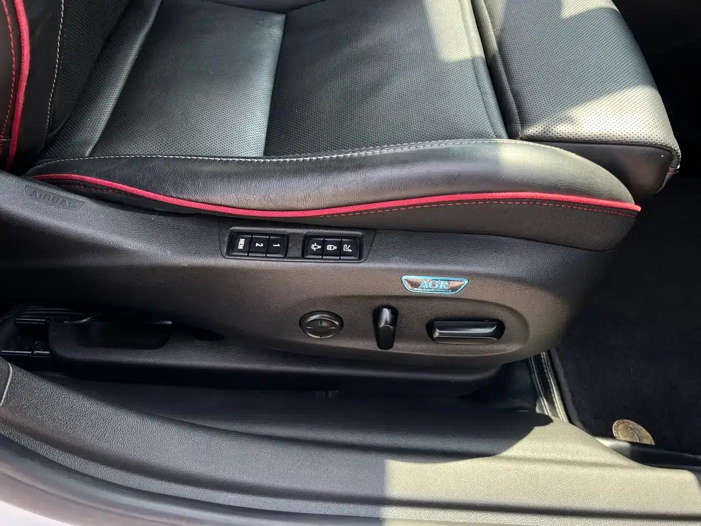 Buick Regal 2020 GS 28T Premium — миниатюра 23