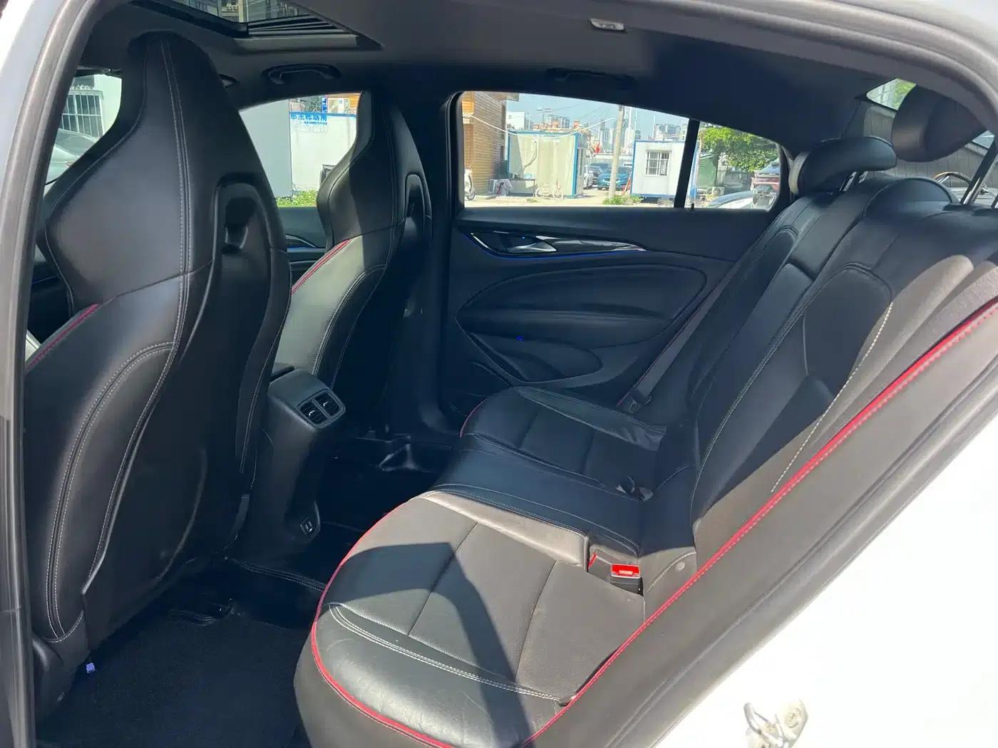 Buick Regal 2020 GS 28T Premium — миниатюра 26