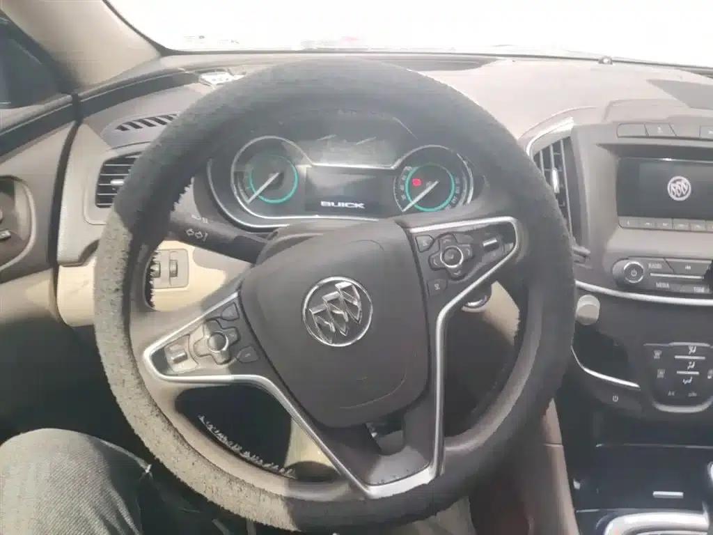Buick Regal 2015 2.0L Elite Fashion Edition — миниатюра 3