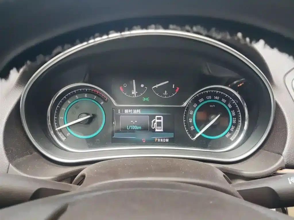 Buick Regal 2015 2.0L Elite Fashion Edition — миниатюра 4