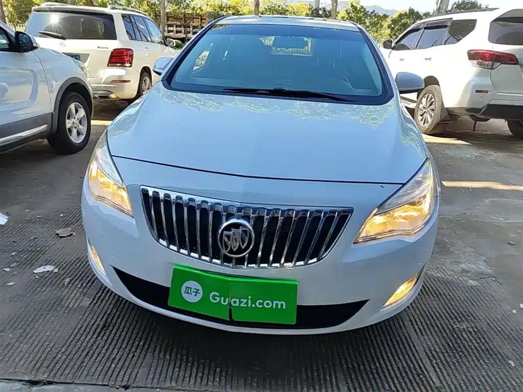 Buick Excelle XT 1.6L Automatic Fashion Edition 2014 — миниатюра 3