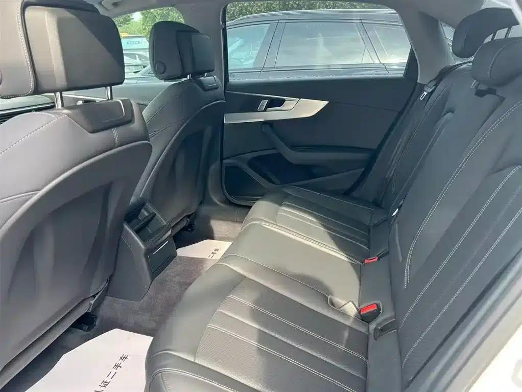 Audi A4L 2023 40 TFSI Fashion Dynamic Edition — миниатюра 6