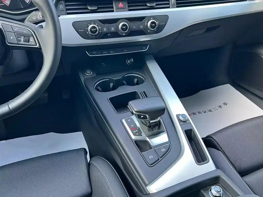 Audi A4L 2023 40 TFSI Fashion Dynamic Edition — миниатюра 8