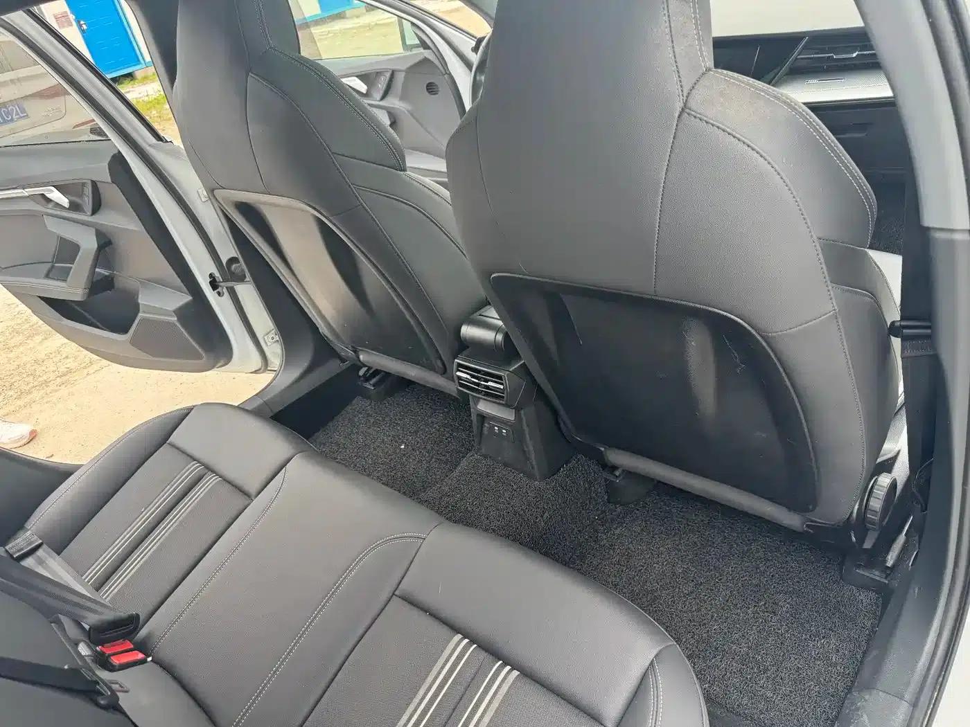 Audi A3 2024 Sportback 35 TFSI Fashion Sport — миниатюра 3
