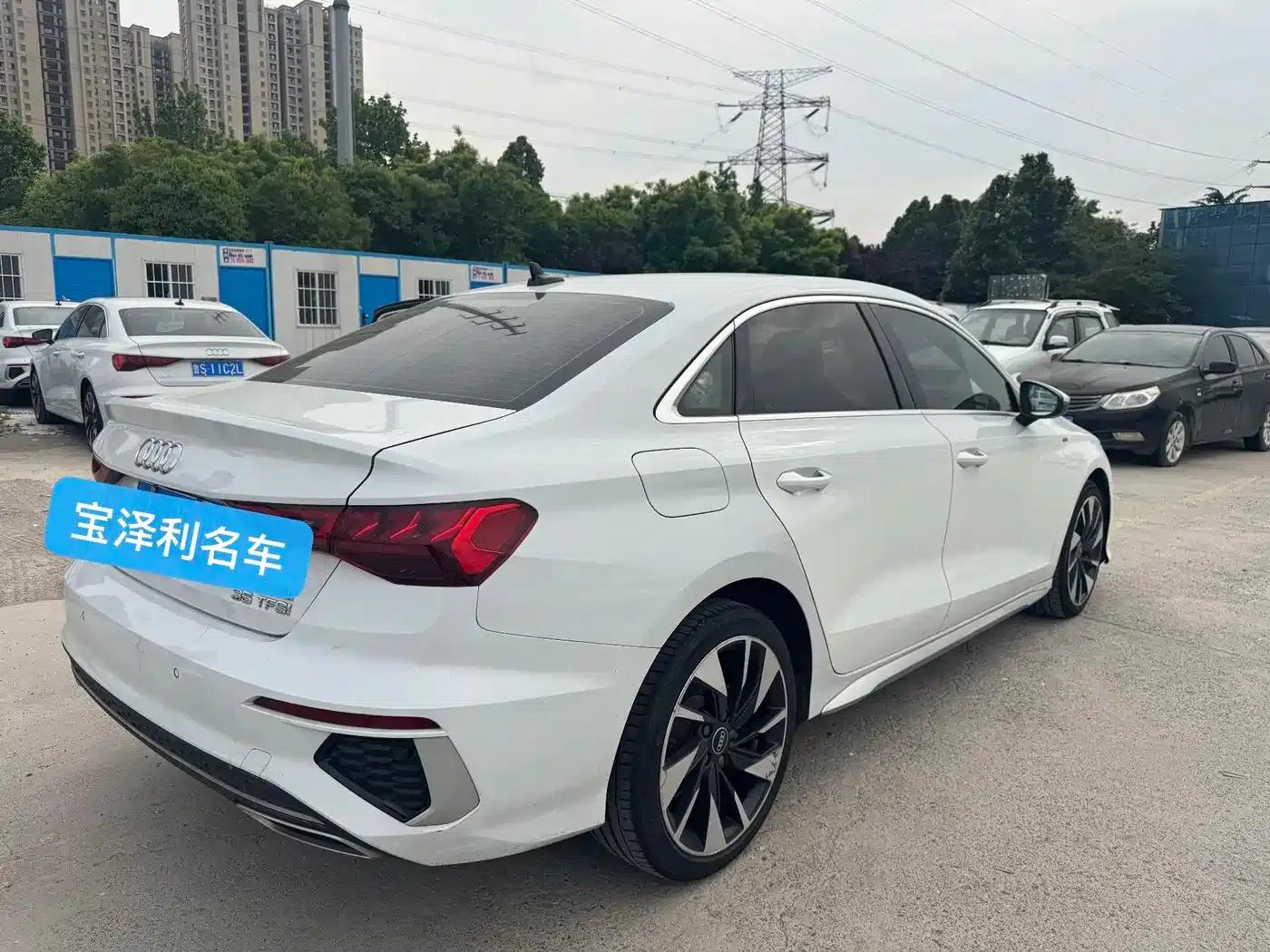 Audi A3 2024 Sportback 35 TFSI Fashion Sport — миниатюра 5