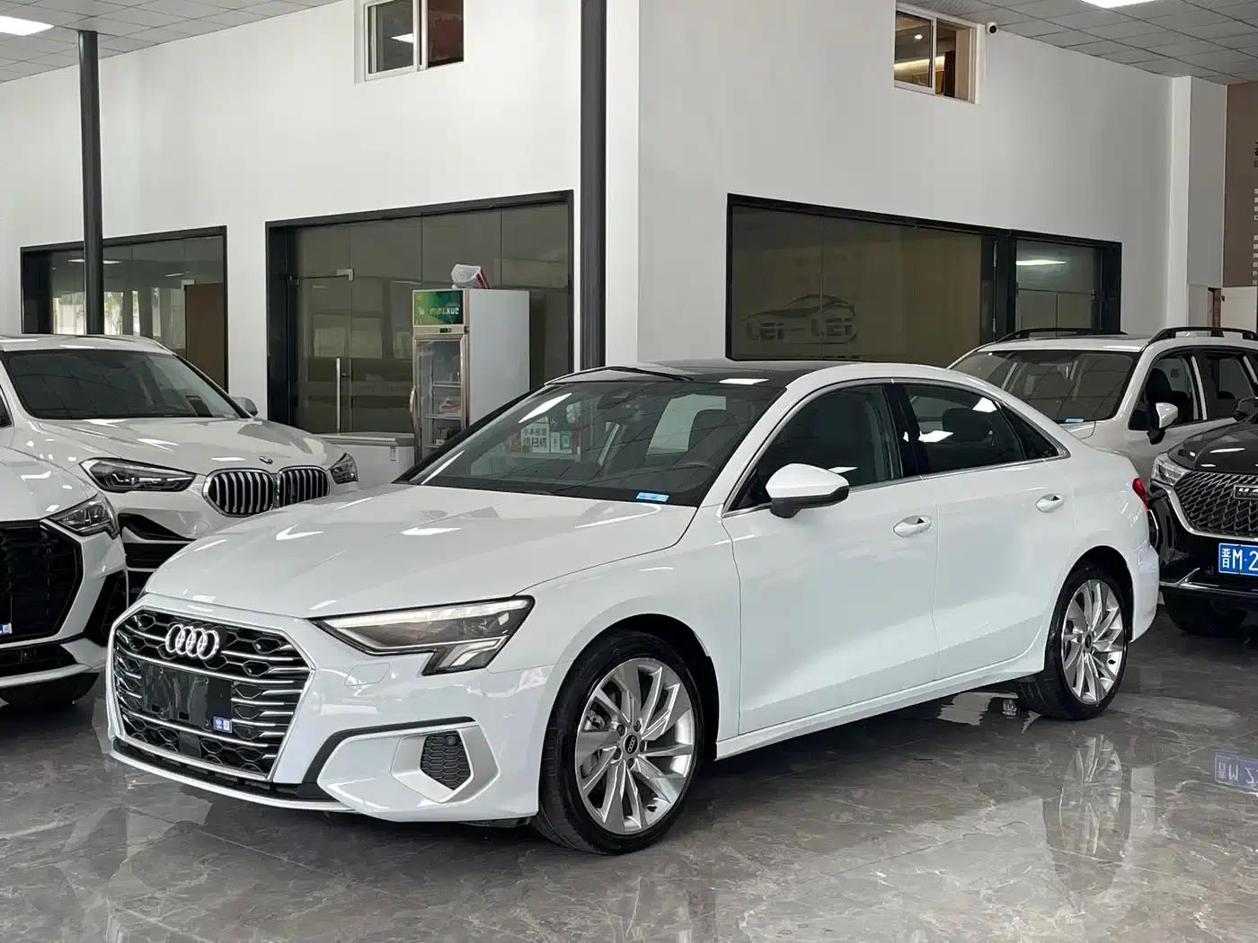 2023 Audi A3 A3L Limousine 35 TFSI Fashionable Elegant Model — миниатюра 1