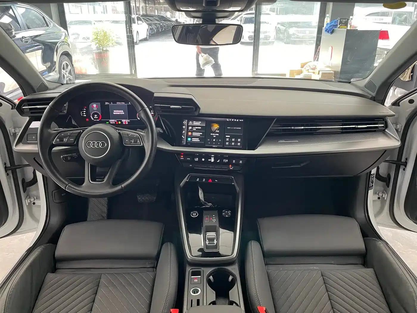2023 Audi A3 A3L Limousine 35 TFSI Fashionable Elegant Model — миниатюра 8