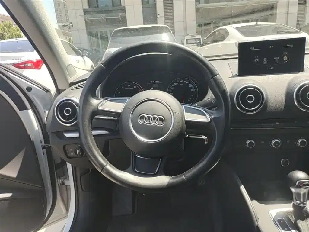 Audi A3 2016 Limousine 35 TFSI Progressive — миниатюра 11