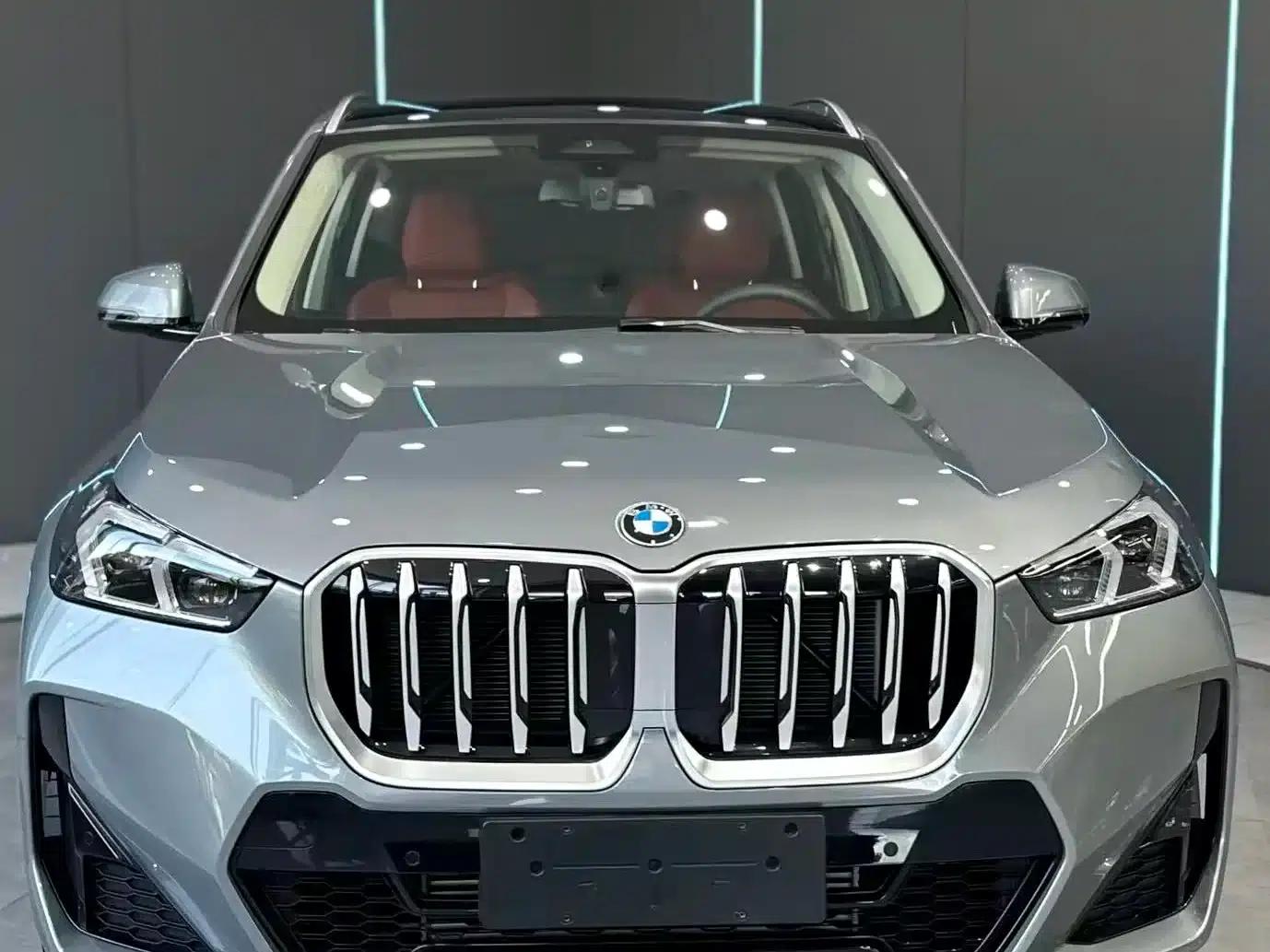 BMW X1 2023 sDrive25Li M Sport Package — миниатюра 2