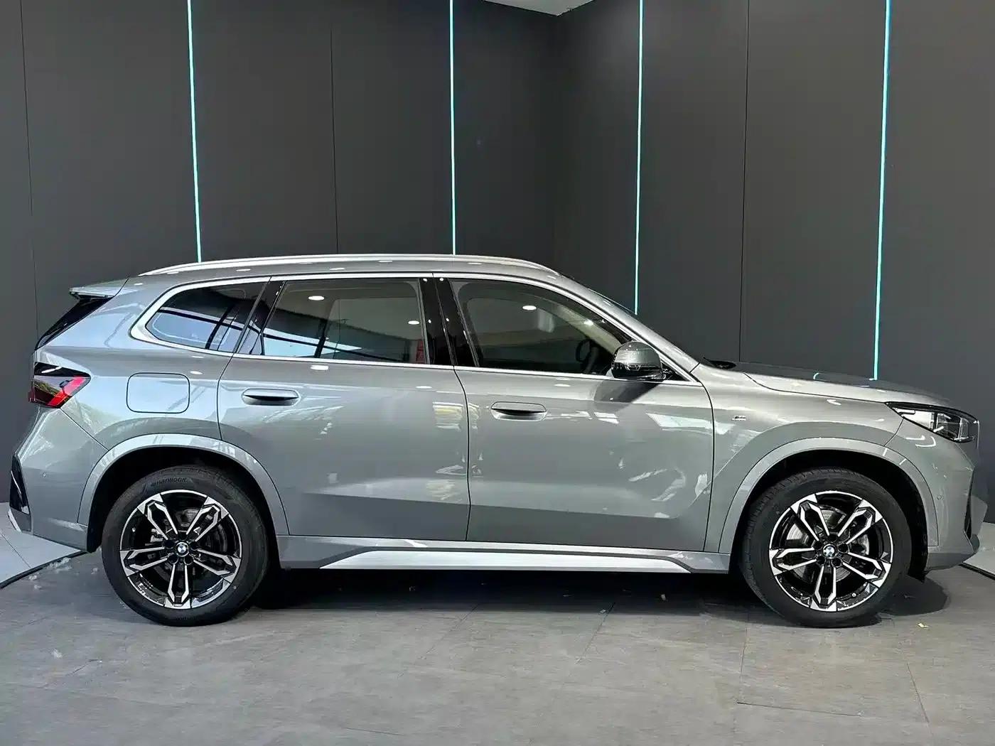 BMW X1 2023 sDrive25Li M Sport Package — миниатюра 5