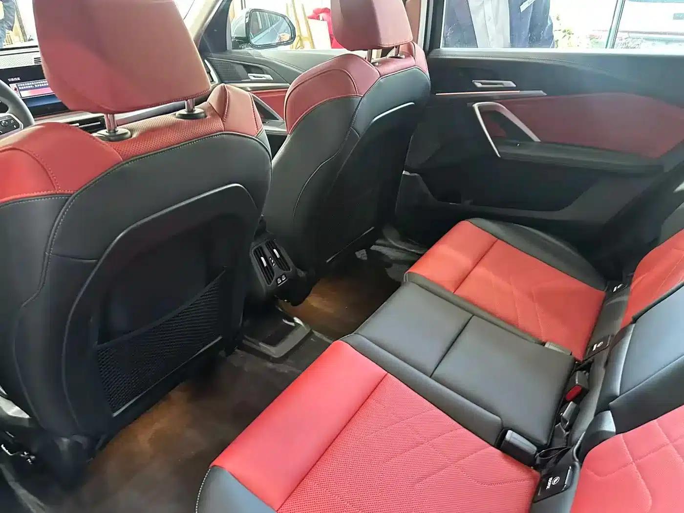 BMW X1 2023 sDrive25Li M Sport Package — миниатюра 10